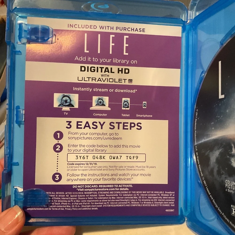 Blu Ray Disc - LIFE. V50
